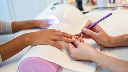Sara Nail Artist  NAIL SALON- BEAUTY SALON- SPA & MASSAGE Toronto (GTA)