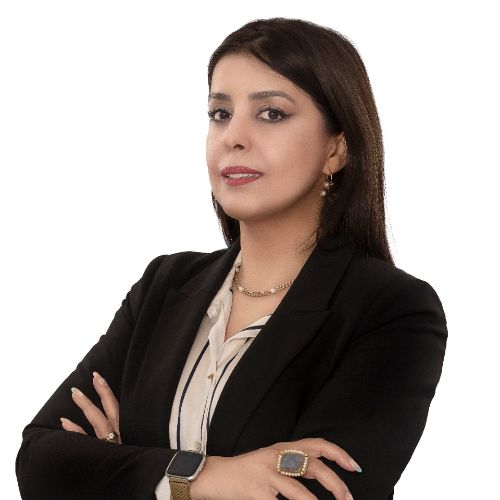 Mana Moosavi Pour