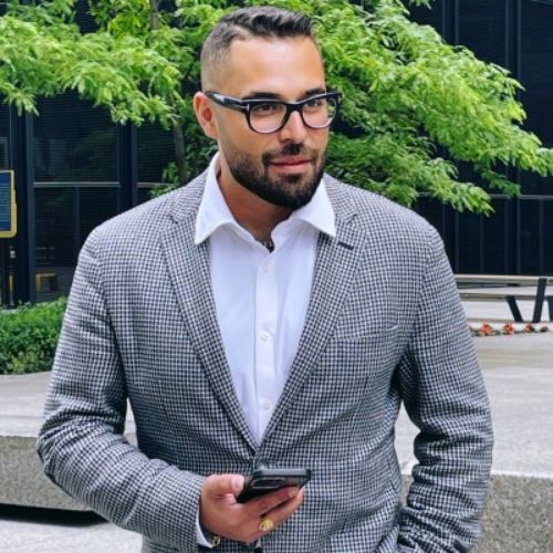 Pedram Adibaghdam REAL ESTATE BROKERS & AGENTS Toronto (GTA)
