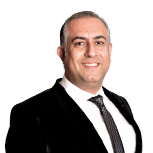 Yaser Abdolmajidi REAL ESTATE BROKERS & AGENTS Toronto (GTA)