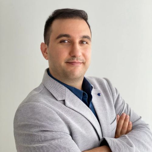 Mike Safaei REAL ESTATE BROKERS & AGENTS Toronto (GTA)